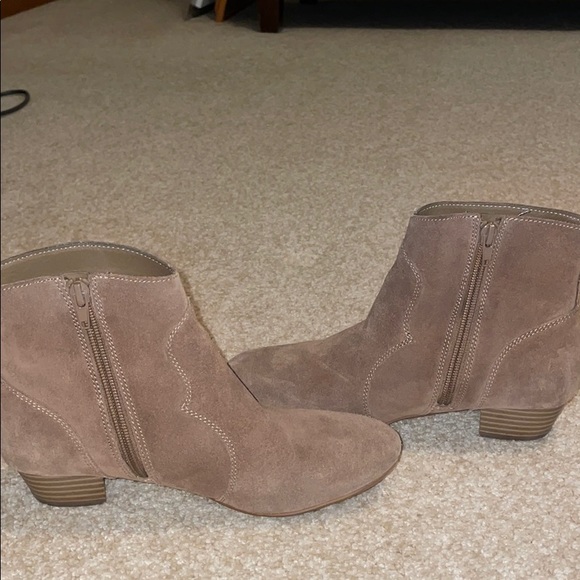 Steve Madden booties - Picture 7 of 8